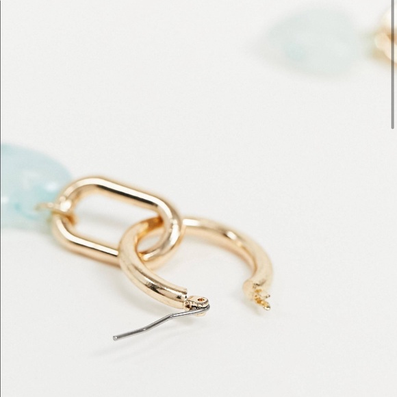 BRAND NEW Reclaimed Vintage Heart Chain Earrings - Picture 4 of 9